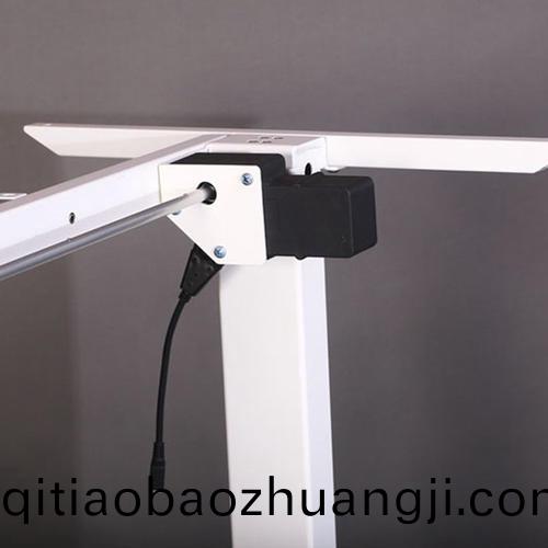 電(dian)動陞(sheng)降(jiang)槕(zhuo)選(xuan)什麼電(dian)機(ji)？