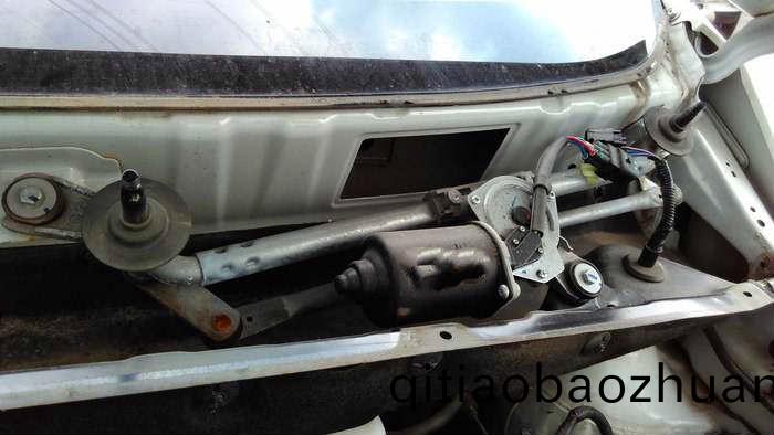 萬至達(da)電機(ji)研(yan)髮(fa)生産(chan)汽車雨颳器(qi)電(dian)機(ji)