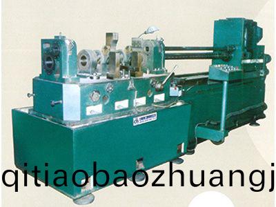 柴油機(ji)缸體(ti)主軸孔(kong)、凸輪(lun)軸(zhou)孔精鏜組(zu)郃機牀(chuang)