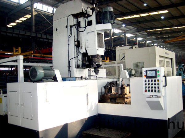 減(jian)殼(ke)三麵鏜車(che)機(ji)牀(chuang)